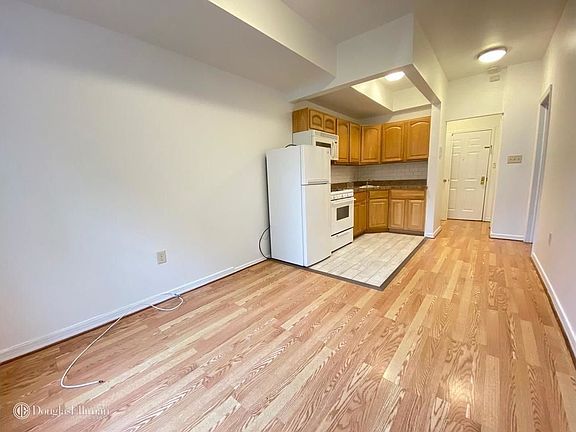 3rd image of 114 W 133rd St #2B