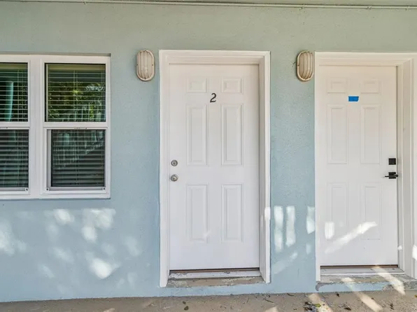 300 Venetian Dr APT 2, Clearwater, FL 33755