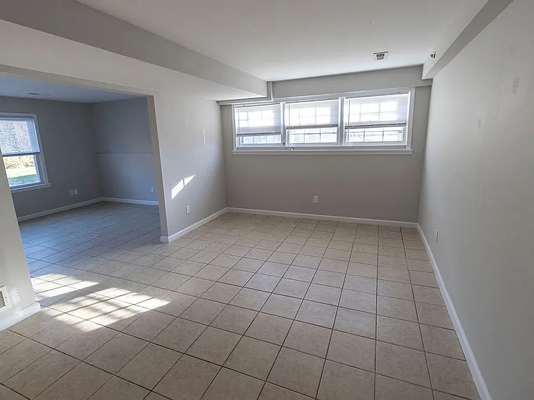 706 Demaret Dr #C — Photo 9