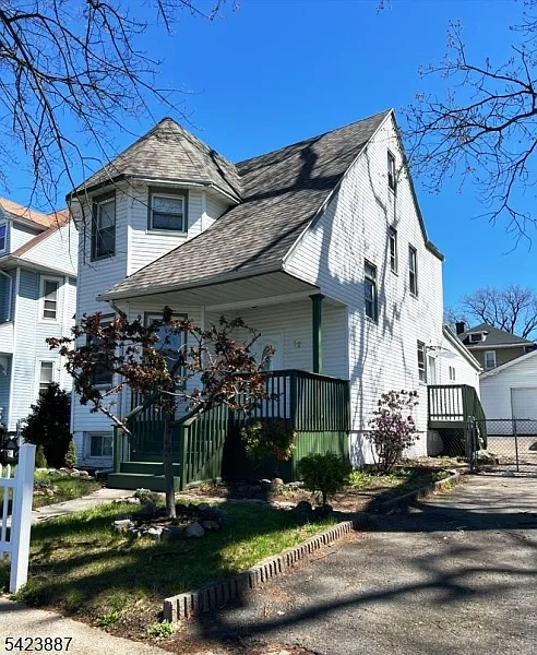 12 Birchwood Avenue photo 1
