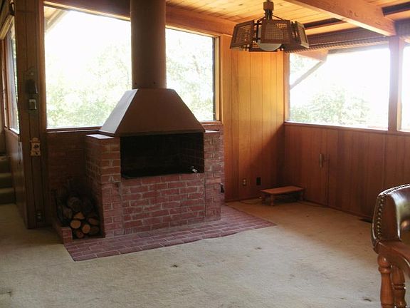 Great Room or Dining Rm