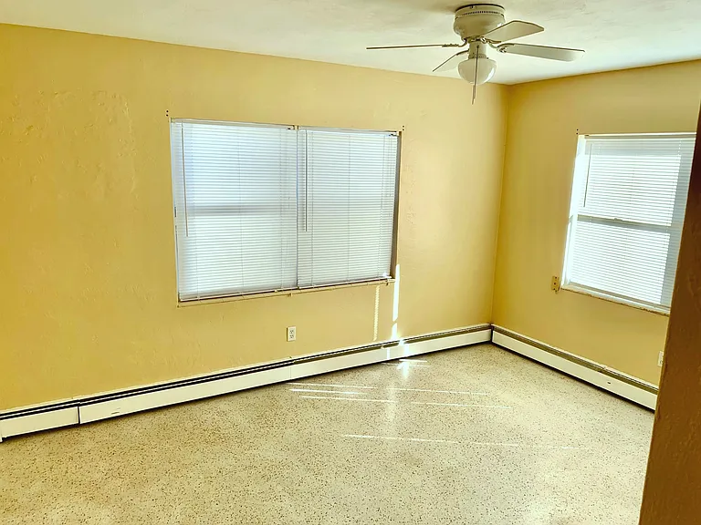 6326 Safford Ter — Photo 28