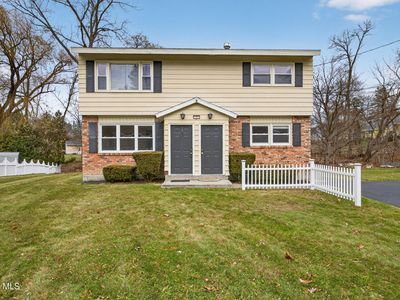 7 Apple Blossom Lane, Albany, NY, 12205