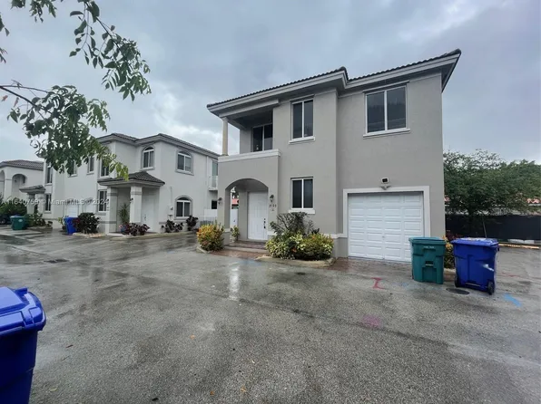 3193 NW 11th St #6, Miami, FL 33125