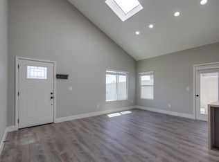 7288 Gatewood Ln, San Diego, CA 92114