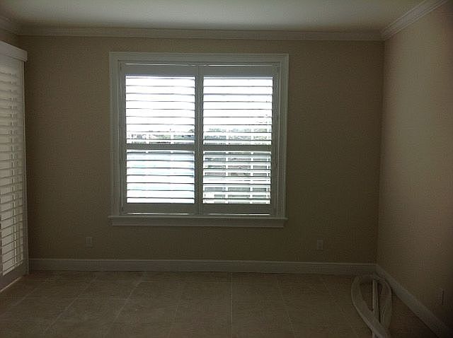 1st image of 100 Sable Oak Ln APT 303