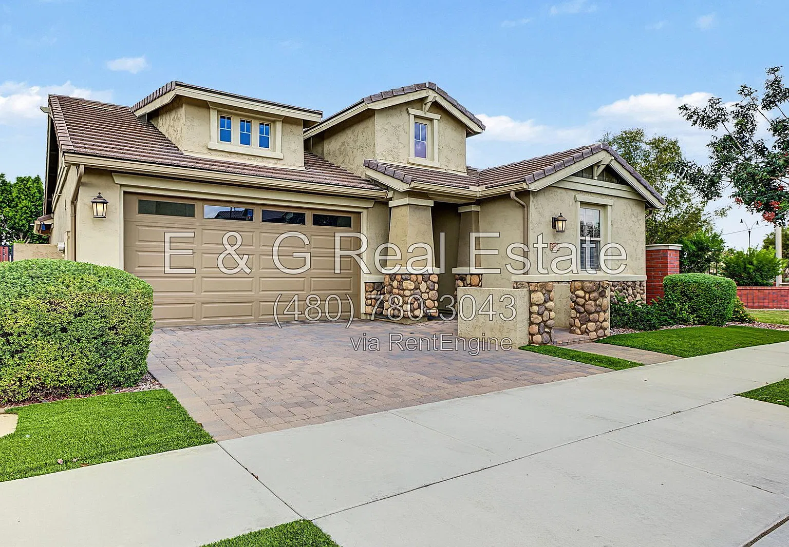 3 bed, 2.0 bath, 1866 sqft, $2,595 — Photo 1