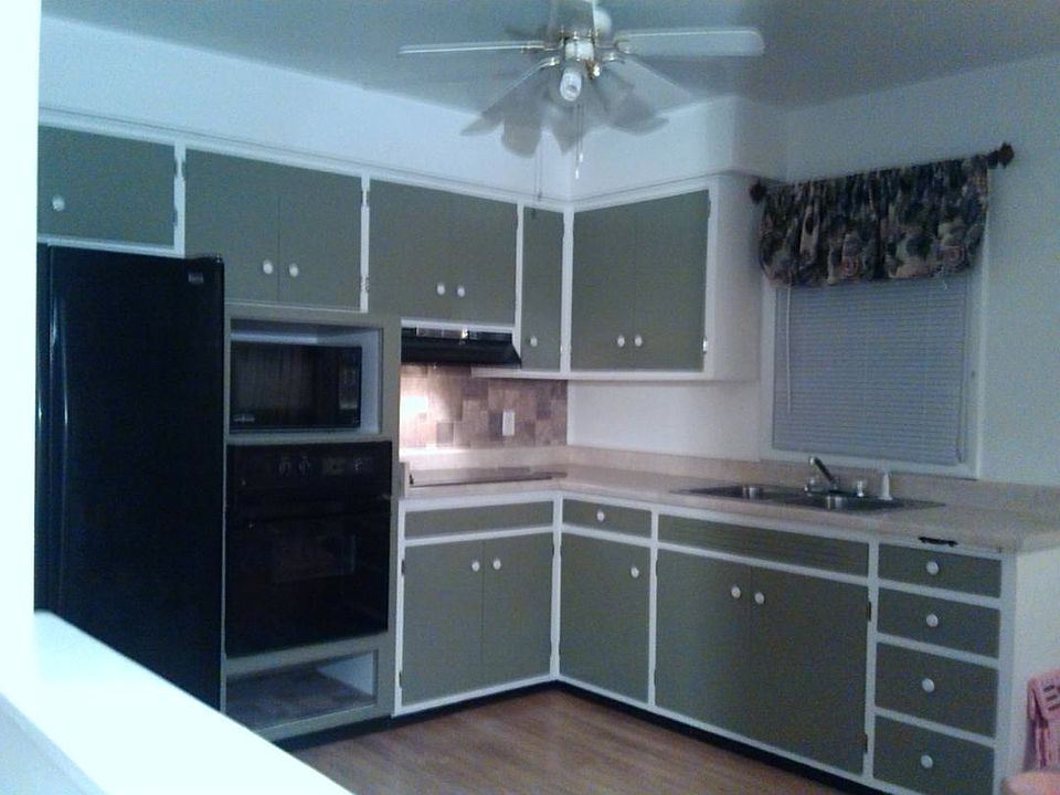 2nd image of 258 21st Ave NW