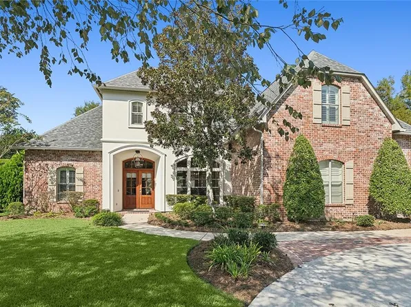 372 Sandalwood Dr, Mandeville, LA 70448