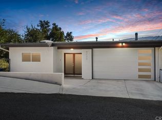 4220 Ensenada Dr, Woodland Hills, CA 91364