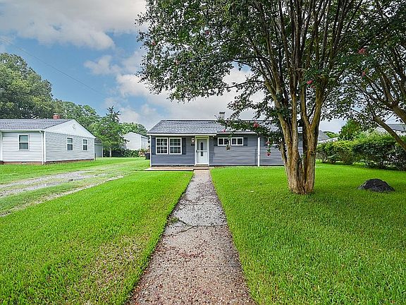 3rd image of 313 Deal Dr
