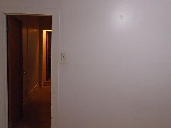 2nd image of 423 Furrow St
