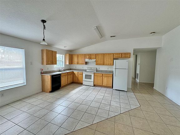 5th image of 128 Plain View Dr #A
