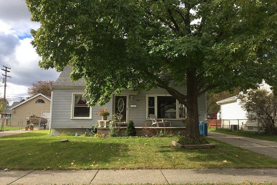1st image of 1809 Cummings Ave