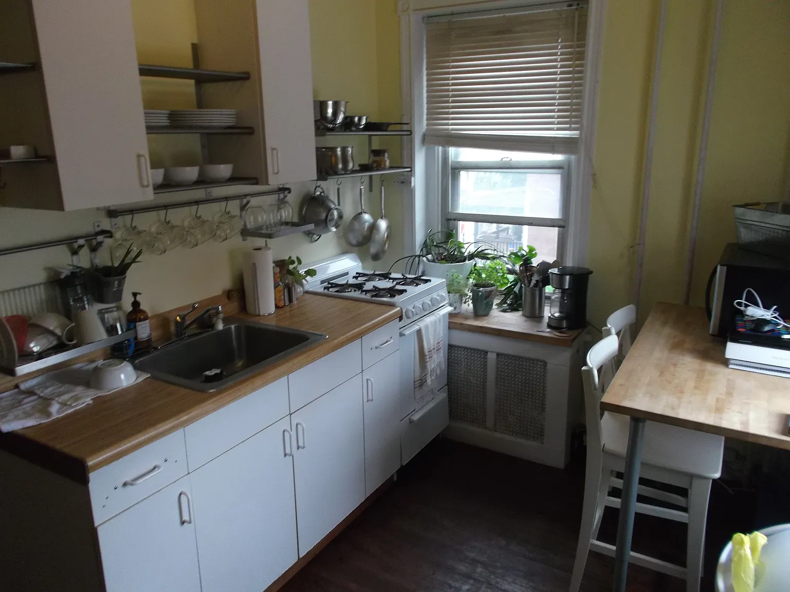 1 bed, 550 sqft, $1,095 — Photo 4