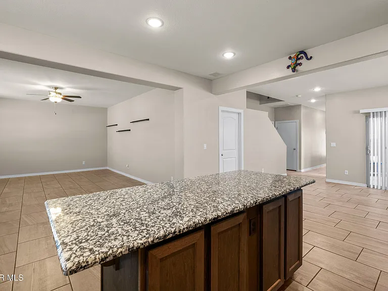 380 Canyon Vista Dr — Photo 15