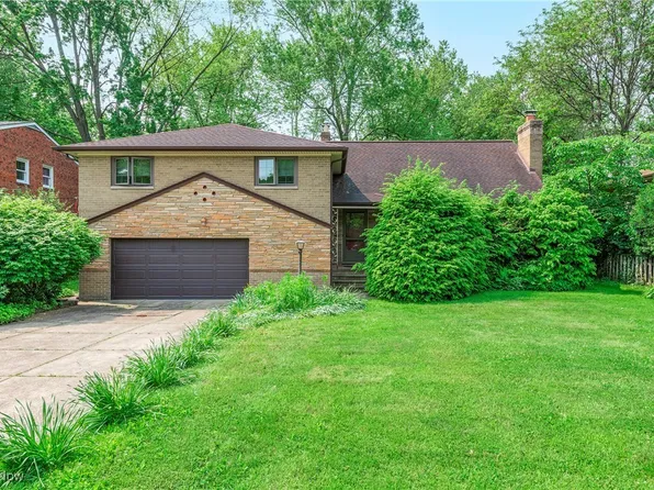 29511 W Oakland Rd, Bay Village, OH 44140