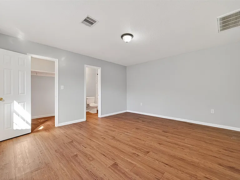 6127 Beldart St — Photo 13