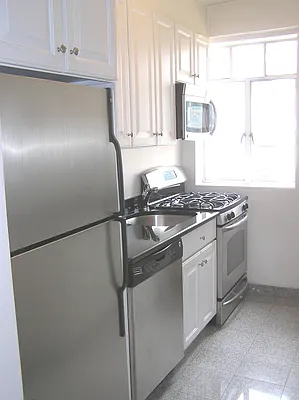 Rented by Corcoran | media 1