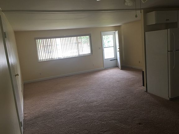 5th image of 2573 Bushwick Dr