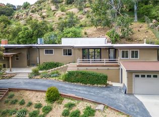 10825 Farralone Ave, Chatsworth, CA 91311