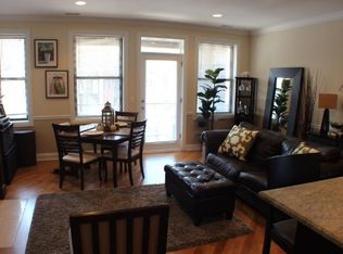 3242 N Kenmore Ave #2N, Chicago, IL 60657