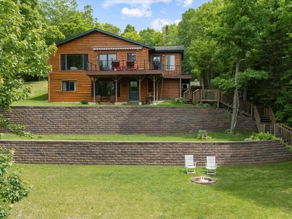 35649 Hill Dr, Grand Rapids, MN 55744