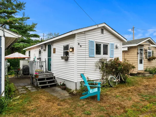 83 Acorn Road, Hampton, NH 03842