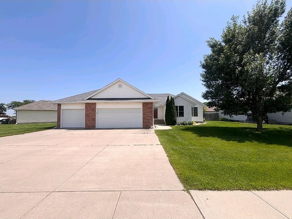 1st image of 5011 41st St