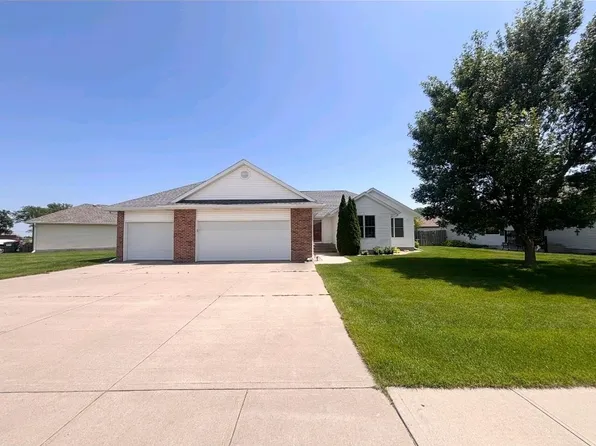 5011 41st St, Columbus, NE 68601