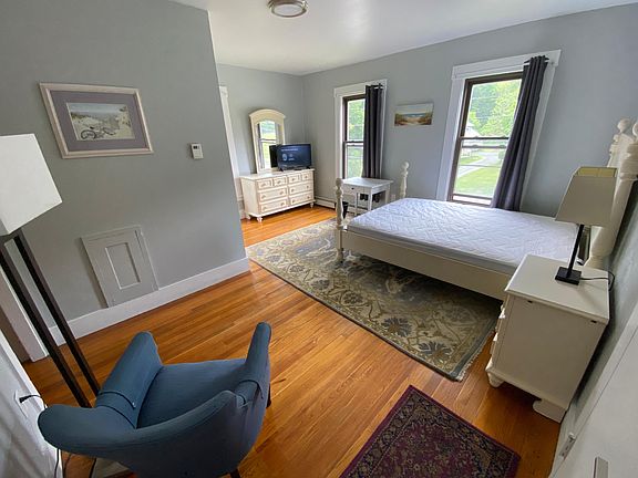Bedroom/living area from entry door
