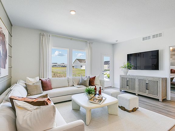 7th image of this home
