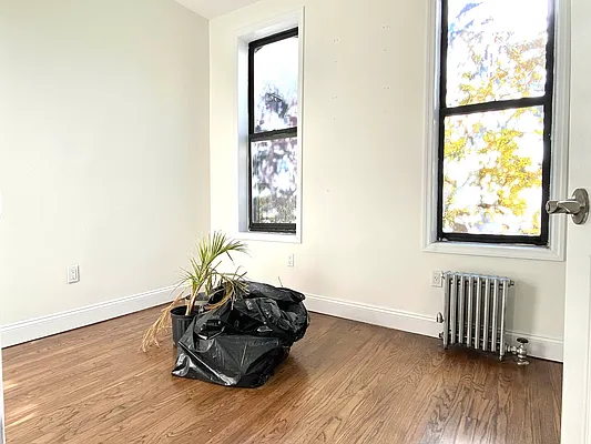 Rented by Corcoran | media 19