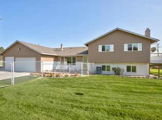 40 Slade Rd, Selah, WA 98942