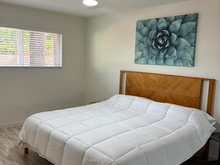 1011 E Ash Dr — Photo 6