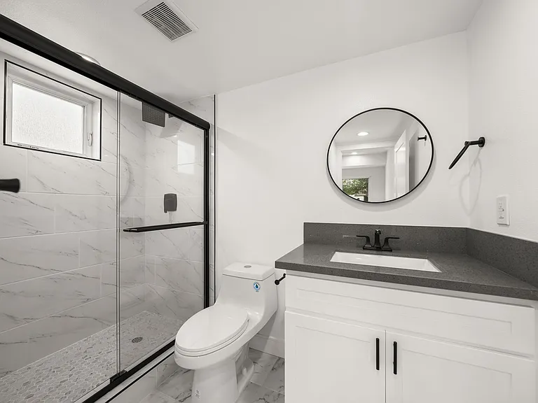 11553 Kittridge St #1 — Photo 9