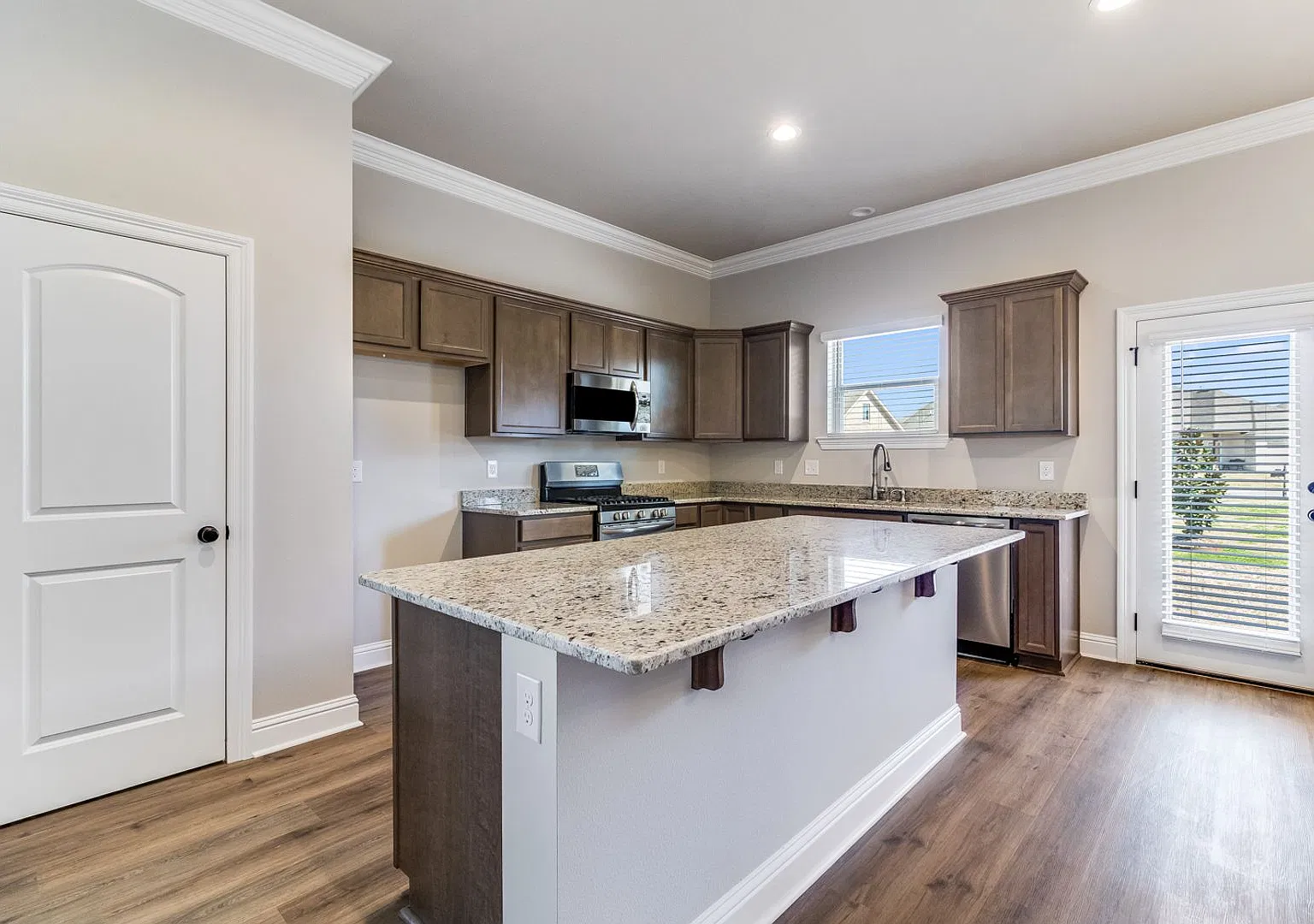 Spacious 4 Bed 2.5 Bath Home in Youngsville — Photo 3
