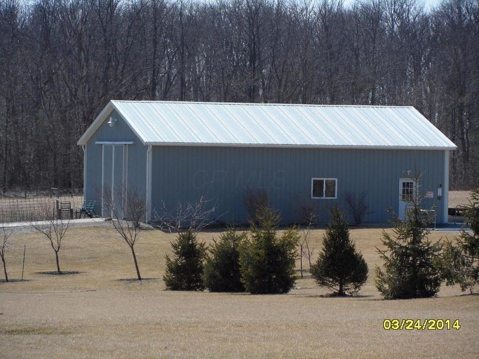 2nd image of 661 Lippincott Rd