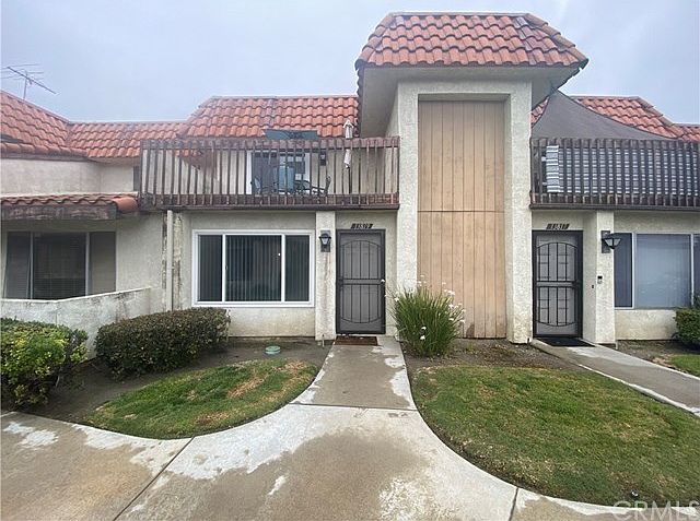 1st image of 13819 Elaine Ave #7
