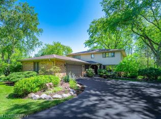 1 Aberdeen Rd, Hawthorn Woods, IL 60047