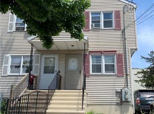37 Cogswell St, Bridgeport, CT 06610