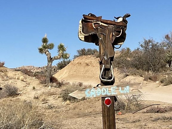 2nd image of 51787 Saddle Ln