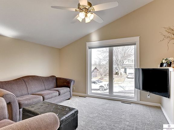 5th image of 12819 Josephine St