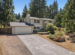 871 NE Cimeron Ct, Bremerton, WA 98311