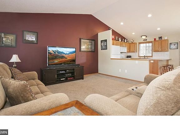4th image of 1385 Mockingbird Dr