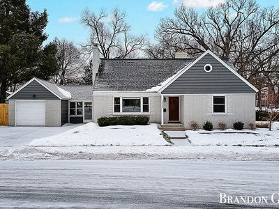2448 College Ave SE, Grand Rapids, MI, 49507