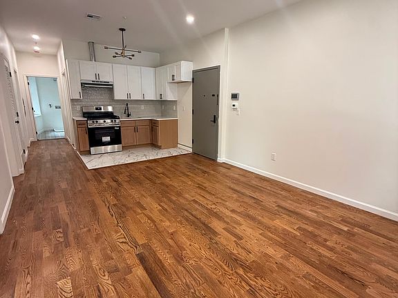 5th image of 161 Prospect St APT B1