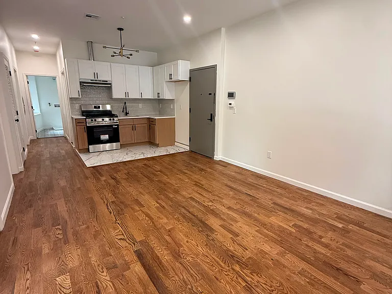 161 Prospect St #1B — Photo 5
