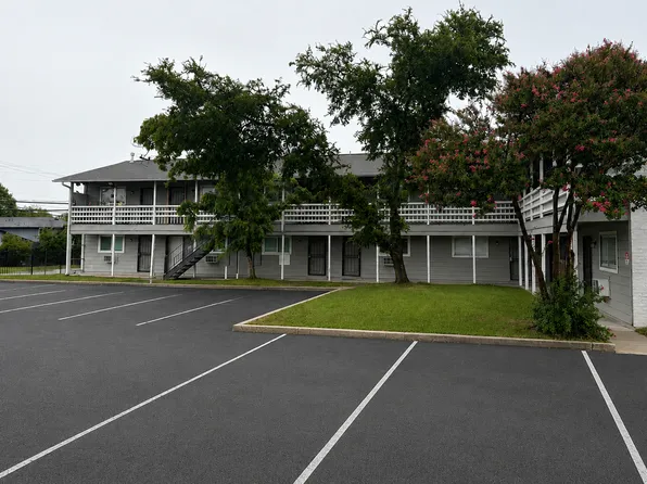 Central Villas Apartments 8807, 8807 Redfield Ln APT 116, Austin, TX 78758