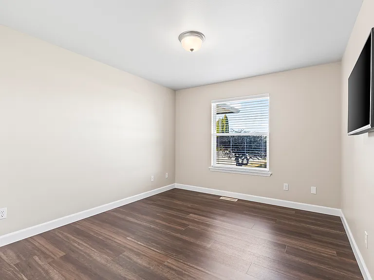 7700 Ryegrass Rd — Photo 27